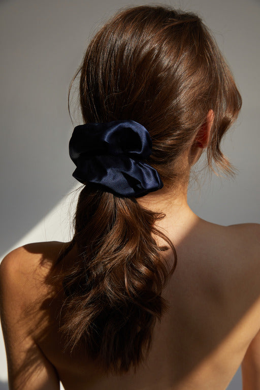 Set of 3 silk scrunchies 'Trio' blues