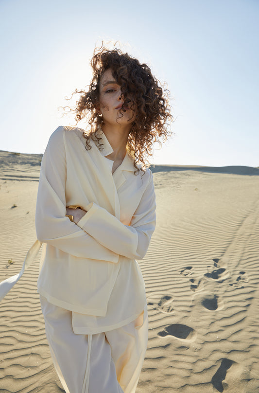 silk shirt 'Moon-Halo'