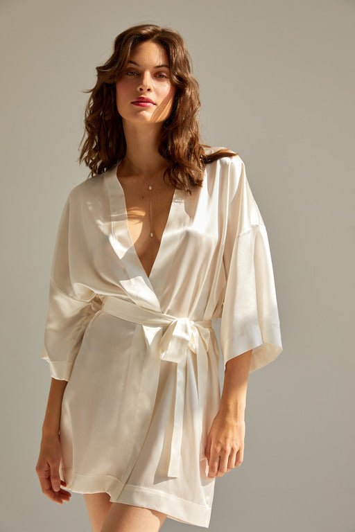 silk robe 'Gaia' white