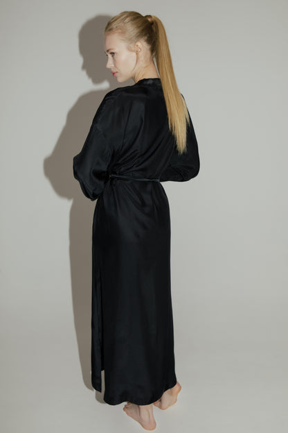 silk robe 'Melania' black