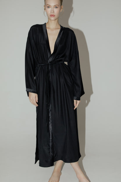 silk robe 'Melania' black